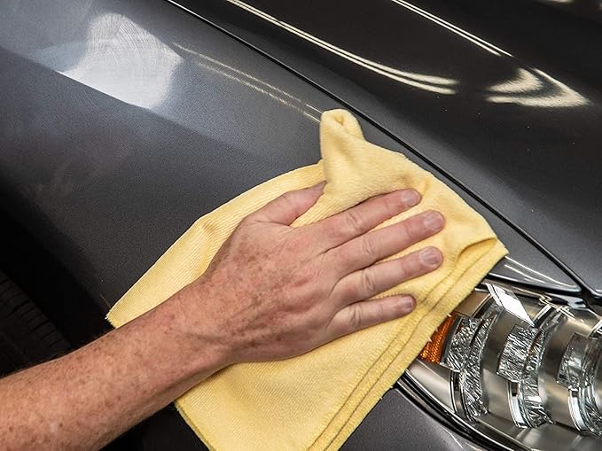 Meguiar's Cleaner Wax - Liquid Car Wax, Cleans, Polishes and Protects Your Vehicle - Easy to Use, Long-lasting Shine - 16 Oz