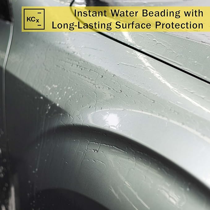 KOCHCHEMIE - Ceramic Effect Shampoo (Ces) - High-Gloss Car Wash & Sealant – Hydrophobic Protection for Coated Surfaces – Berry Almond Scent - 1 Liter