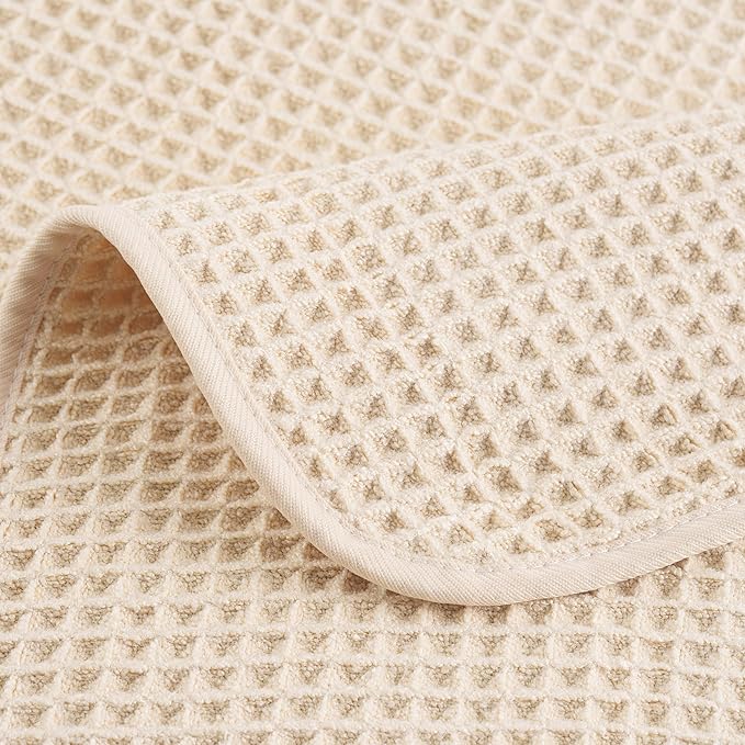 POLYTE 430 GSM Microfiber Lint Free Washcloth Face Towel, 13 x 13 in, 4 Pack (Waffle Weave)