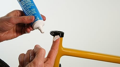 White Lightning Crystal Grease Bikes 100% Waterproof 3.5 oz Tube