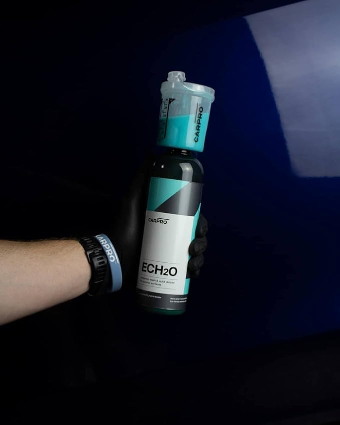 CARPRO ECH2O Waterless Wash, High Gloss Detail Spray, Rinse-Less Wash, and Clay Lubricant Concentrate - 1 Liter (34oz)