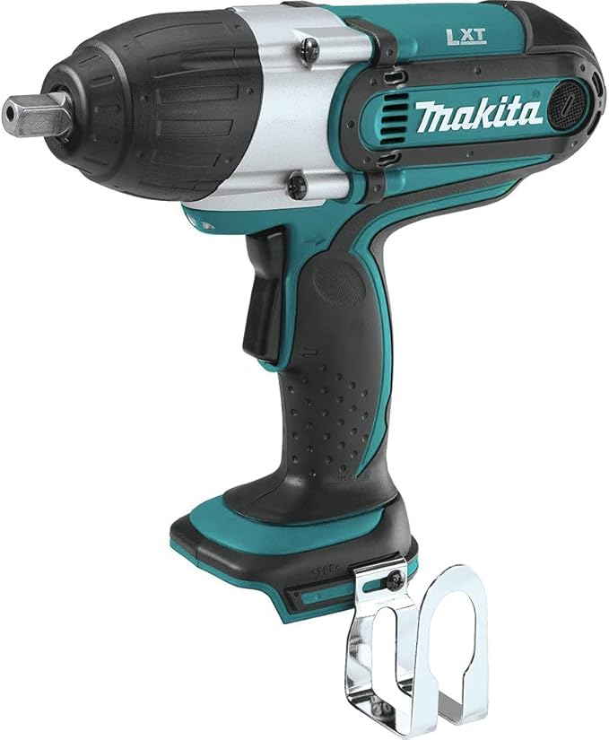 Makita XWT04S1 18V LXT® Lithium-Ion Cordless 1/2" Sq. Drive Impact Wrench Kit (3.0Ah)