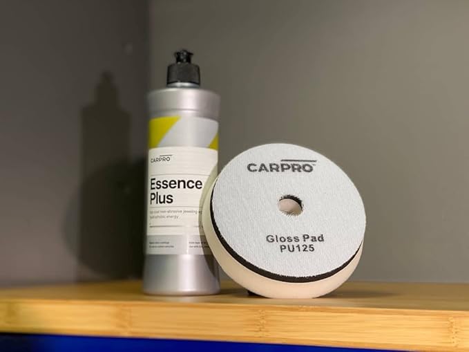 CARPRO Essence PLUS Non-Abrasive Gloss Agent, SiO2, Blend of Ceramic Coat Repair Agents, High Gloss Quartz Resins, and Hydrophobic Nanoparticles For Repairing Durable Ceramic Coatings - 250ml (8oz)