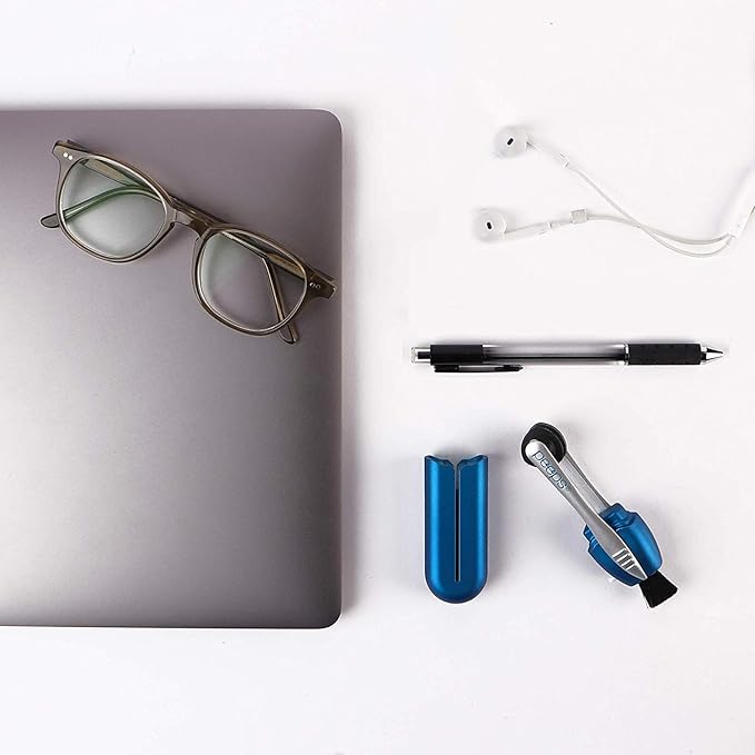 Peeps Glasses Cleaner - for Eyeglasses, Reading Glasses, and More - Lens Cleaner with Carbon Microfiber Tech-Injected Green-3 Count (Pack of 1)