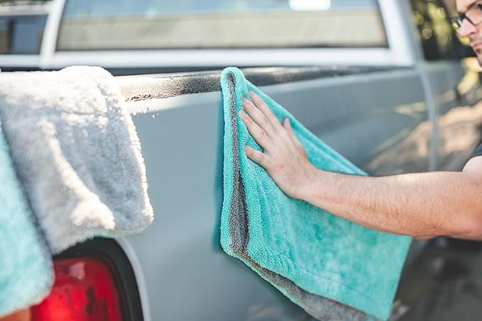 The Rag Company - The Liquid8r - Absorbent 70/30 Blend Microfiber Drying Towel for Cars, Trucks, SUVs, Safe for Detailing + Scratch Free, Twist Loop, 1100gsm, 20in x 24in, Aqua Blue/Grey