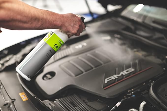 KOCHCHEMIE Green Star - Highly Concentrated Universal Cleaner; NTA, Phosphate, and Solvent Free, Clean Auto Interiors and Exteriors, Engines, Commercial, Home, and Industrial Use (5 Liters)