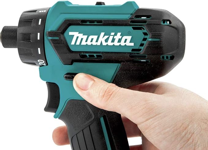 Makita FD10R1 12V max CXT® Lithium-Ion Cordless 1/4" Hex Driver-Drill Kit (2.0Ah)