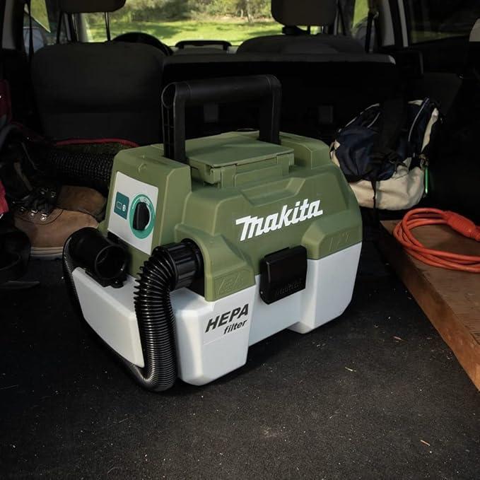 Makita ADCV11T Outdoor Adventure™ 18V LXT® Brushless Wet/Dry Vacuum Kit (5.0Ah)
