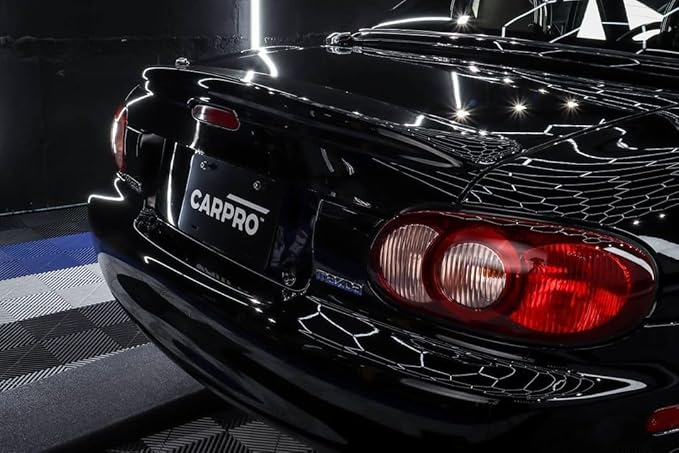 CARPRO Essence Plus Non-Abrasive Gloss Agent, SiO2, Blend of Ceramic Coat Repair Agents, High Gloss Quartz Resins, and Hydrophobic Nanoparticles for Repairing Durable Ceramic Coatings - Liter (34oz)
