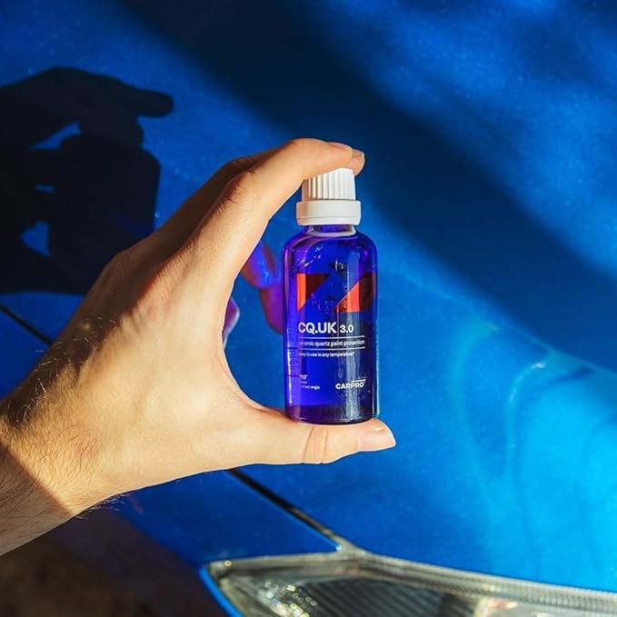 CARPRO CQUARTZ UK 3.0 - Ceramic Coating for Cars, Quartz Based Nanotechnology, Bonds to Paint, Glass, Metal and Plastic - (50ml Kit)