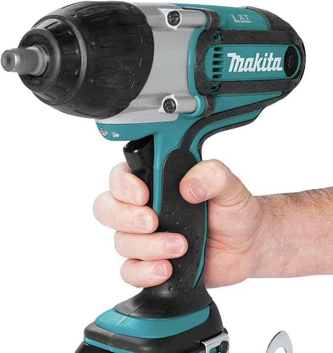 Makita XWT04S1 18V LXT® Lithium-Ion Cordless 1/2" Sq. Drive Impact Wrench Kit (3.0Ah)