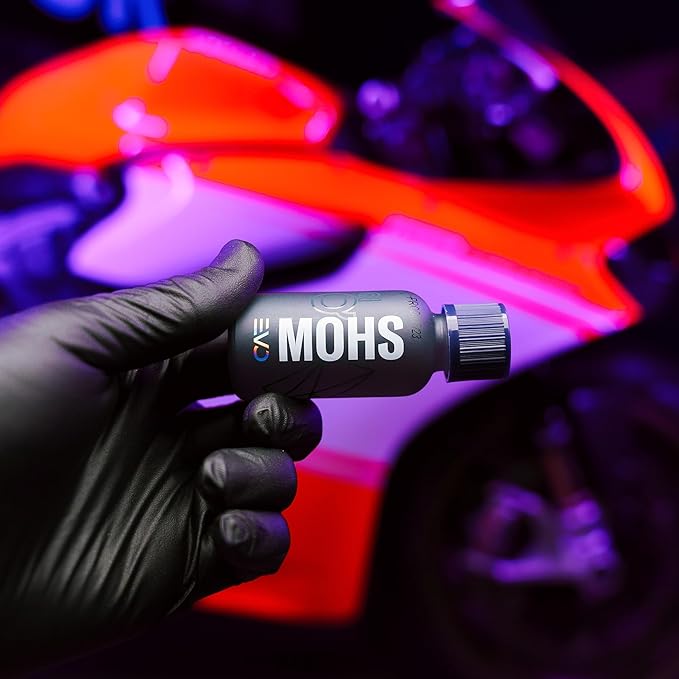 GYEON MOHS Ceramic Coating for Cars | Deep Gloss & 3-Year Protection | DIY Paint Coating Kit for Long-Lasting Shine | Easy Application & Hydrophobic Finish