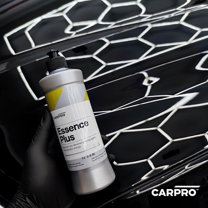 CARPRO Essence Plus Non-Abrasive Gloss Agent, SiO2, Blend of Ceramic Coat Repair Agents, High Gloss Quartz Resins, and Hydrophobic Nanoparticles for Repairing Durable Ceramic Coatings - Liter (34oz)