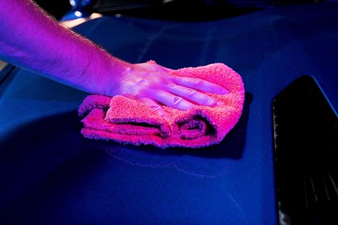 303 Products Premium Microfiber Towels - Automotive Detailing - Ultra Plush - Super Absorbent - Edgeless Design - Scratch Free - Multi-Purpose, 30901 (3 Count)