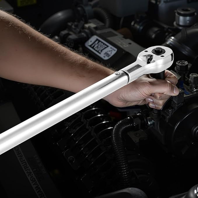 VEVOR 3/4 Inch Drive Torque Wrench 100-600fFT.LB/136-814Nm, 1 Inch Adapter, Split Beam, 48'' Length, less effort for Off-road Equipment,Truck,Motor Homes & Drilling Platform