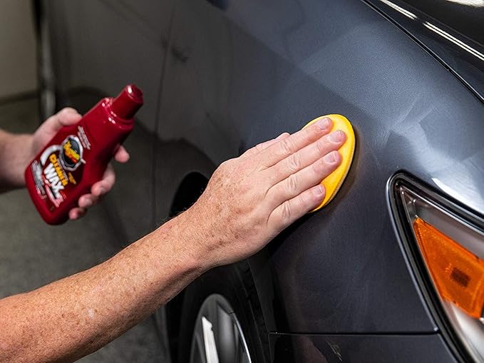 Meguiar's Cleaner Wax - Liquid Car Wax, Cleans, Polishes and Protects Your Vehicle - Easy to Use, Long-lasting Shine - 16 Oz