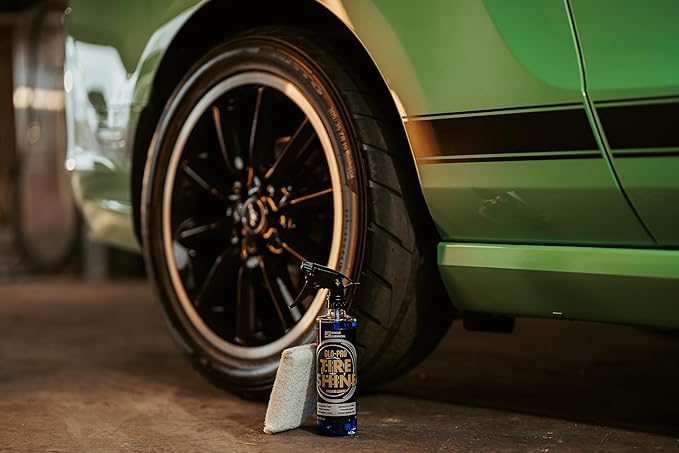 Socar Chemical Glo-Pro Tire Shine, 128 oz, 1 Gallon, High Gloss Tire Dressing, Professional Wet Tire Dressing, Water Repellant, Long Lasting