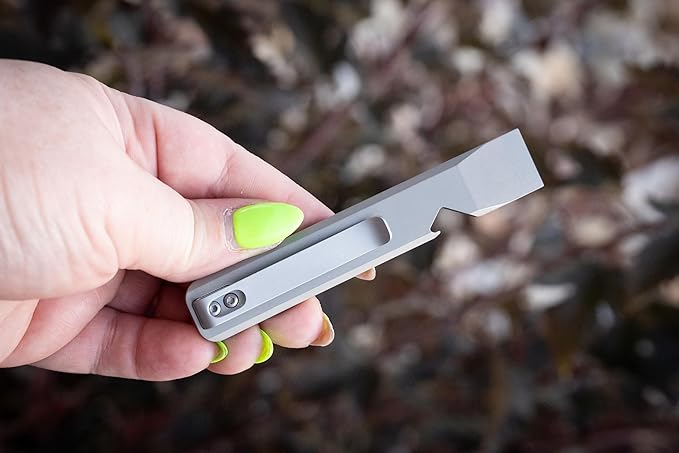DAILYCARRYCO. SlimPry 2.0 Ultimate Slim Mini Everyday Carry PryBar Simple Keychain Carry Pry Tool Lightweight Sleek KeyChain