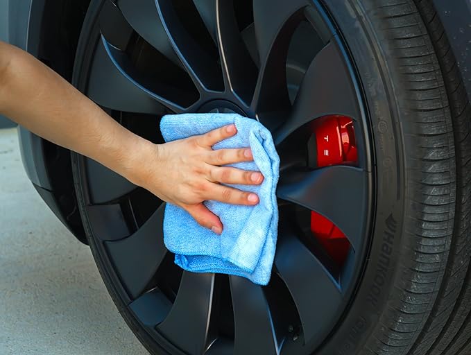 Wet or Waterless Car Wash Wax Kit 32 Fl. oz, UV Protection. Cleans, Protects, and Shines. Aircraft Quality Just Spray On and Wipe Dry Anywhere, Anytime, Home, Office, School, Garage, Parking Lots.