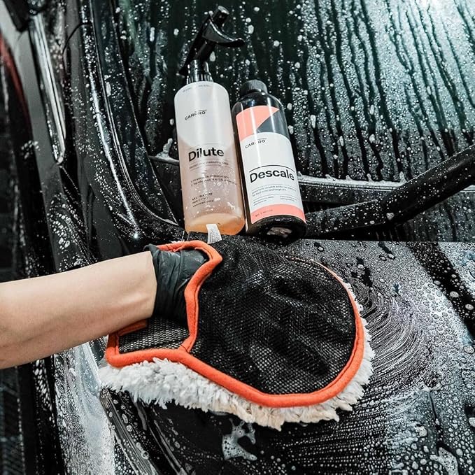 CARPRO Descale Acidic Car Shampoo Wash Concentrate, Removes Minerals, Waxes, Sealants & Oils - 500ml (17 fl oz)