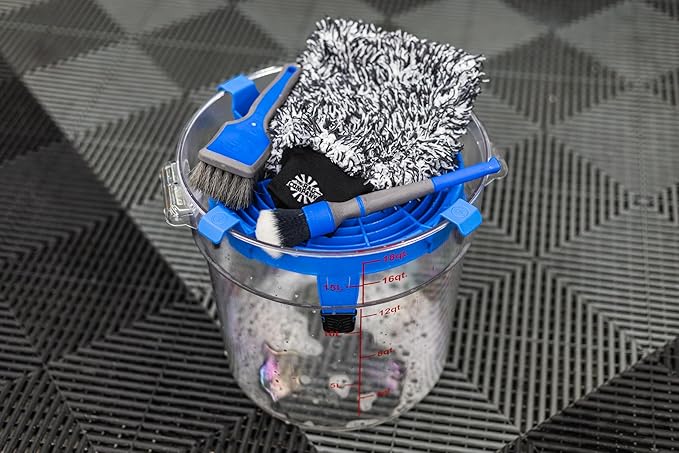 Detail Factory - Clean Screen Bucket Filter - Traps Dirt & Debris in the Wash Bucket to Prevent Scratching Vehicle Paint - Octane Avalanche