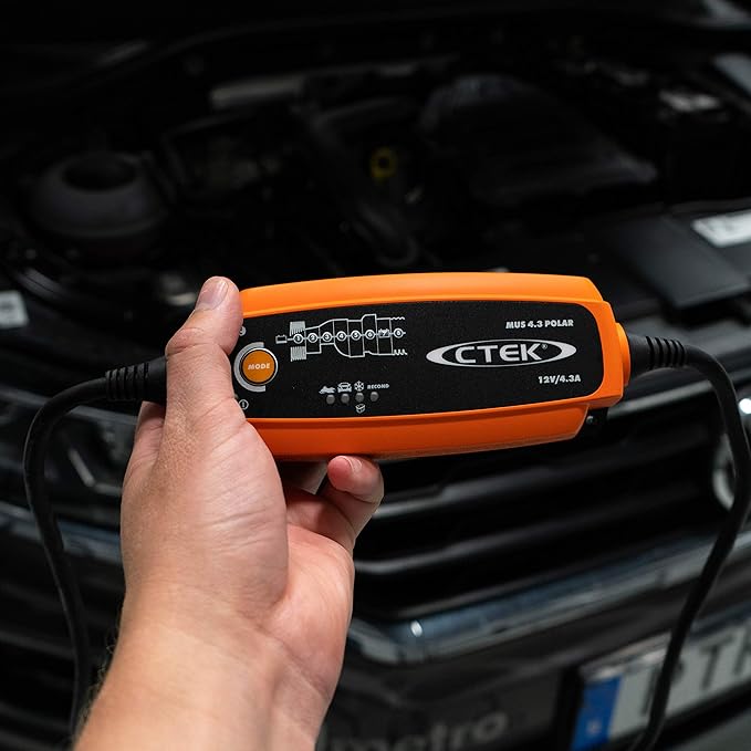 CTEK 56-958 MUS 4.3 Polar 12 Volt | Fully Automatic Extreme Climate 8 Step Battery Charger