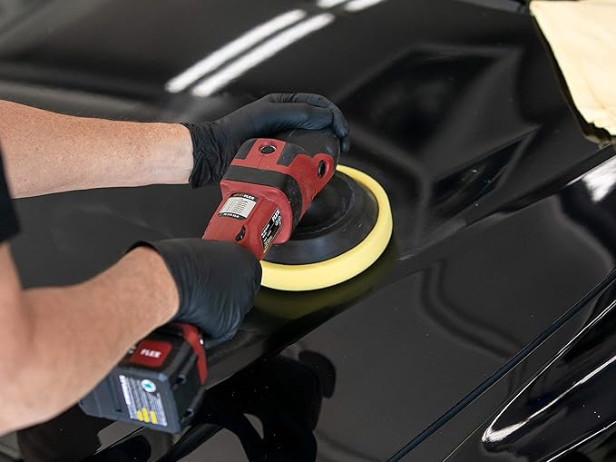 Meguiar's Professional Quik Detailer M6601 - Pro All in One that Removes Paint Defects, Adds Shine, and Protects Paint in One Step, 128 Oz, 1 Gal
