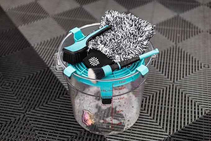 Detail Factory - Clean Screen Bucket Filter - Traps Dirt & Debris in the Wash Bucket to Prevent Scratching Vehicle Paint - Octane Riptide
