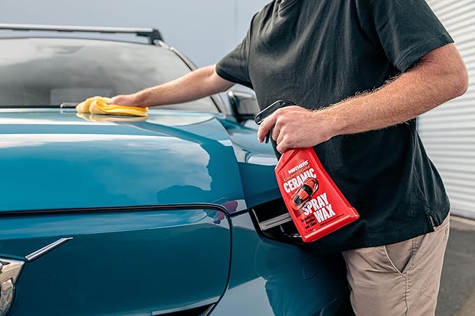 Mothers California Gold Ceramic Spray Wax, 16 oz. – Super-Hydrophobic, Delivers Deep Gloss, Relentless Beading & Long-Lasting Shine in a Quick, Easy, User-Friendly Spray-On Formula (05766)