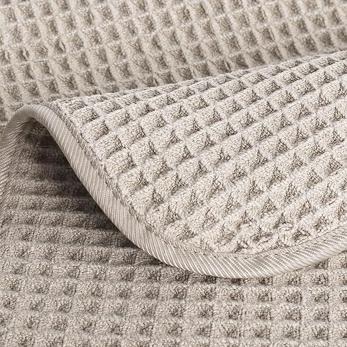 POLYTE 430 GSM Microfiber Lint Free Washcloth Face Towel, 13 x 13 in, 4 Pack (Waffle Weave)