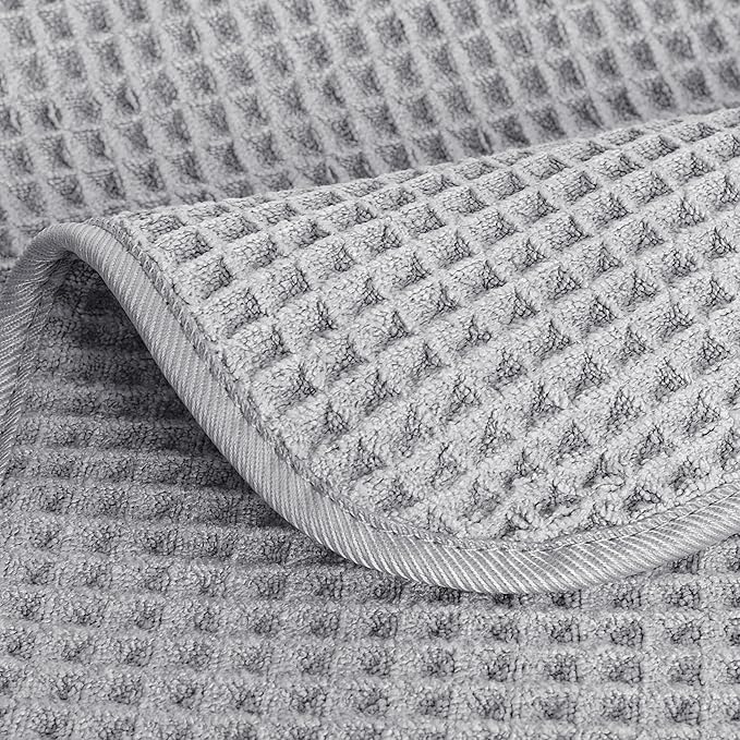 POLYTE 430 GSM Microfiber Lint Free Washcloth Face Towel, 13 x 13 in, 4 Pack (Waffle Weave)