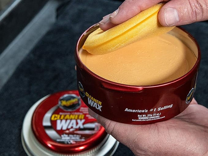 Meguiar's Cleaner Wax, Easy-to-Use Paste Wax that Removes Light Defects, Protects Single Stage Paint/Clear Coat, and Leaves a Glossy Shine in One Step, 11 Oz