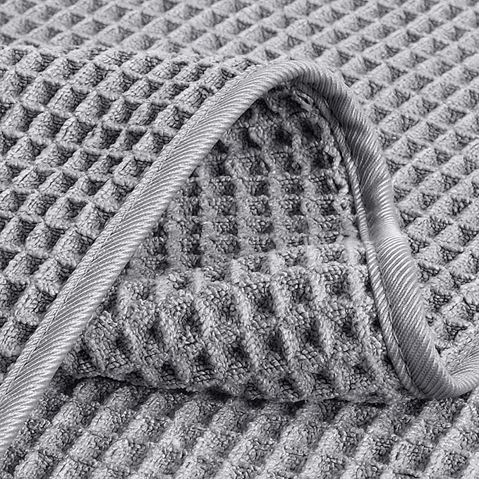 POLYTE 430 GSM Microfiber Lint Free Washcloth Face Towel, 13 x 13 in, 4 Pack (Waffle Weave)