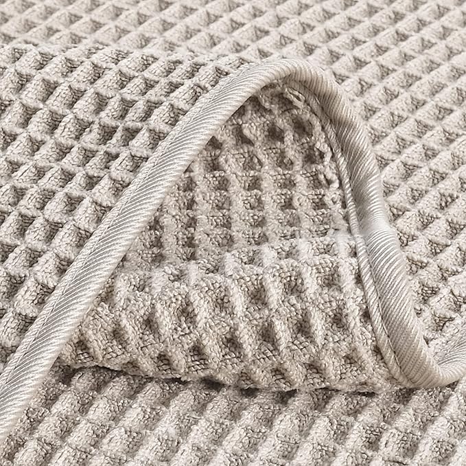 POLYTE 430 GSM Microfiber Lint Free Washcloth Face Towel, 13 x 13 in, 4 Pack (Waffle Weave)